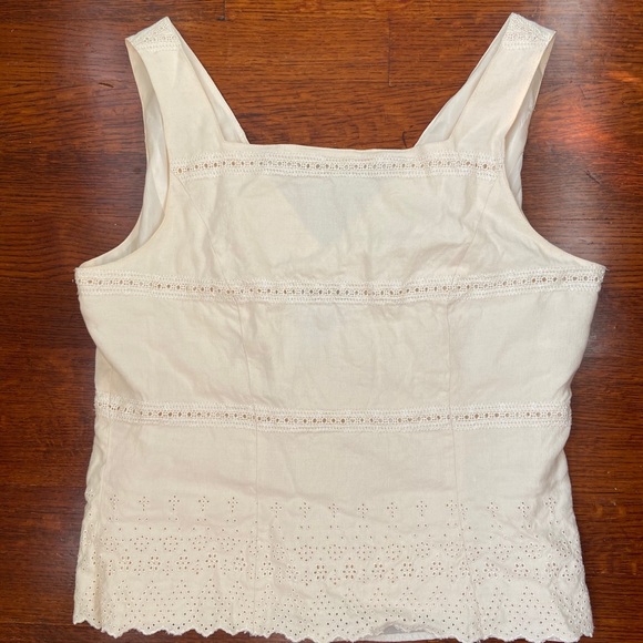 Adrianna Papéll linen top with V back size 10 - Picture 4 of 6